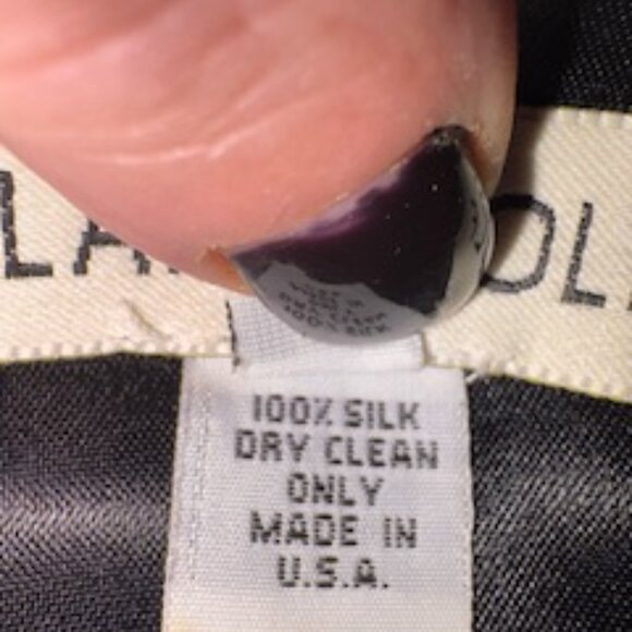 Short silk fur trimmed jacket. - Picture 5 of 5